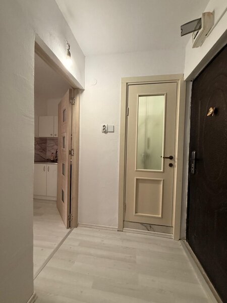 Steaua, garsoniera renovata 21 mp utili.